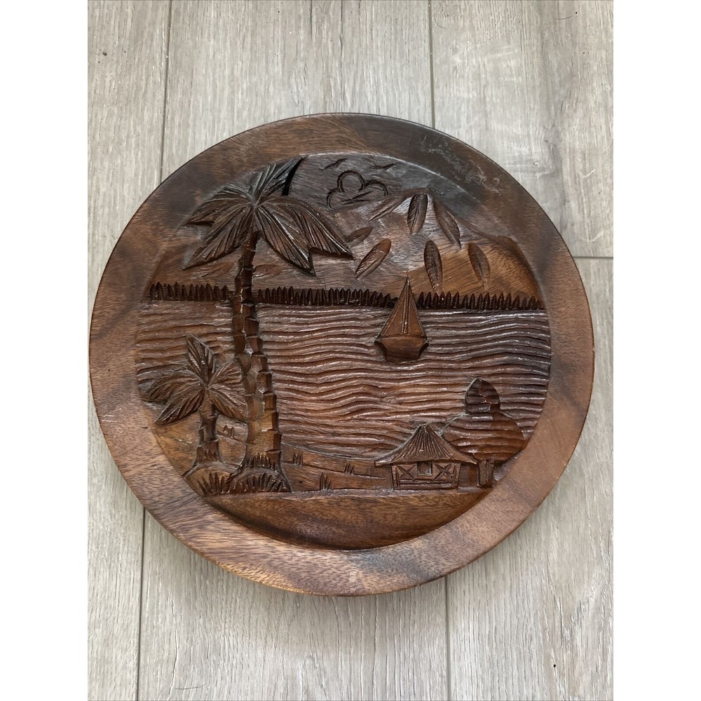 VTG CARVED MONKEYPOD HAWAII PALM/BEACH SOUVENIR DECORATIVE PLAQUE PLATE TIKI BAR
